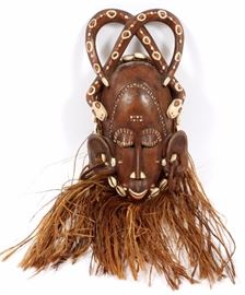 162 - AFRICAN, RITUAL CARVED WOOD MASK, H 24", W 7"