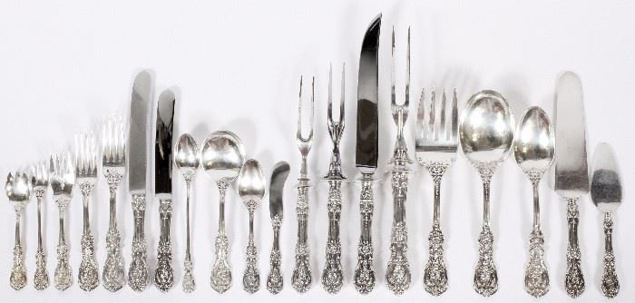 1002 - REED & BARTON 'FRANCIS I' STERLING FLATWARE, SERVICE FOR 12, 159 PIECES