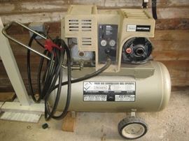 Craftsman compressor 2HP 220 20 gal