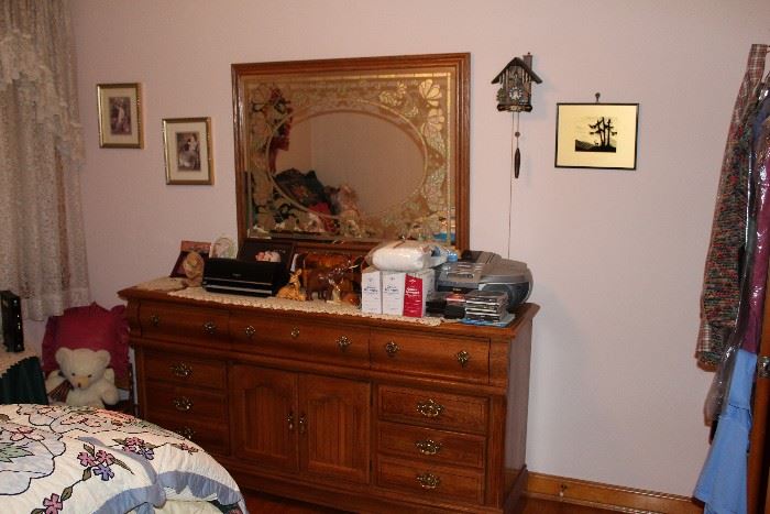 dresser mirror bedroom 