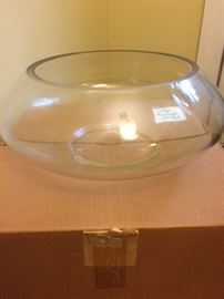 The size of this punch bowl is Enormous!