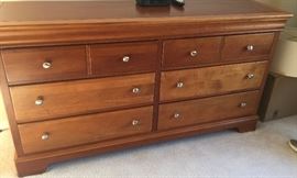86. Stanley 6 Drawer Cherry Dresser (66" x 19" x 35")
