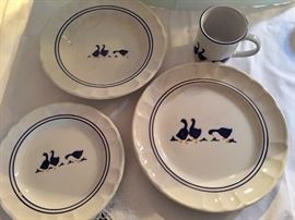 16 casual place settings