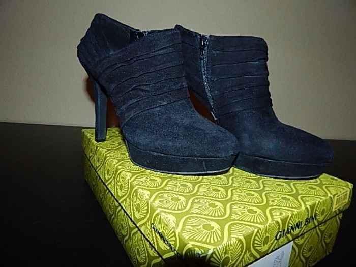 Size 9 Booties, Black Suede, Gianni Bini