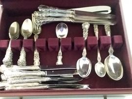 STERLING SILVER BUTTERCUP - BY GORHAM 40 PIECES - 12 HARD TO FIND STEAK KNIVES (THIS PATTERN IS VERY COMPATIBLE WITH CAMBRIDGE BY GORHAM (SET OF CAMBRIDGE ALSO)