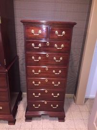 Council Craftsman Lingerie Chest