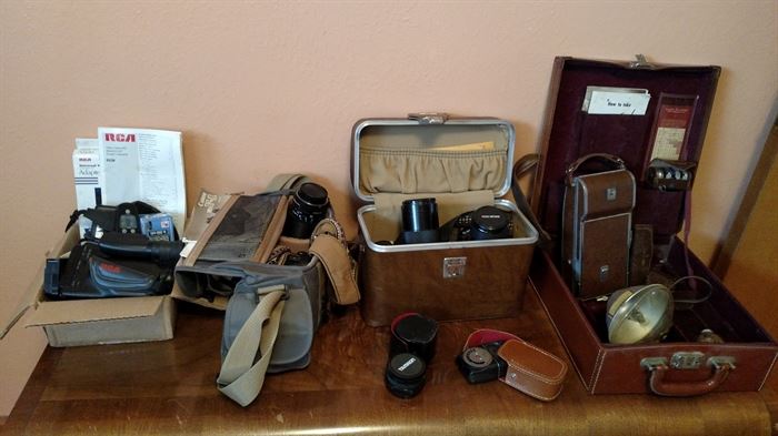 Camera's and Equipment: RCA, Canon, Polaroid...