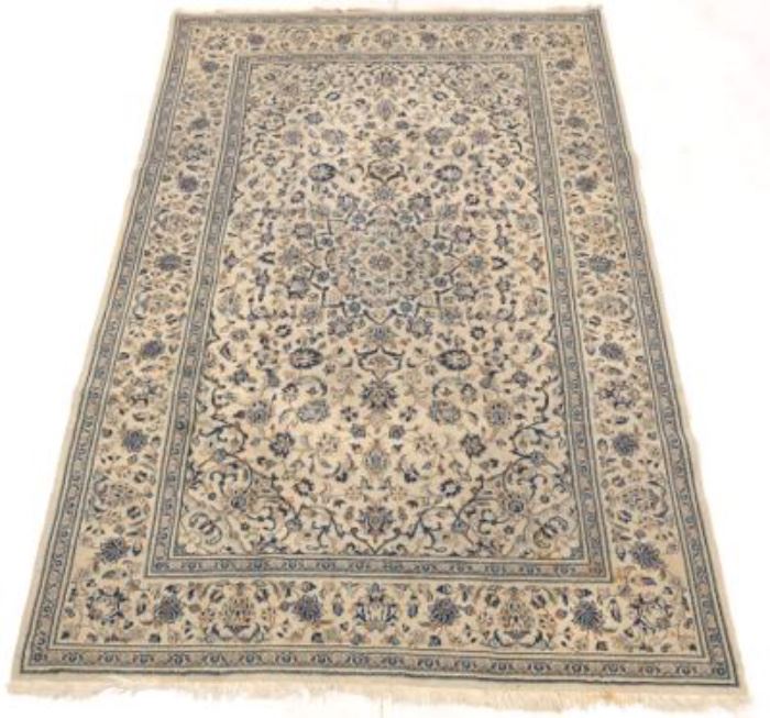 Fine Ivory Kashan Carpet 