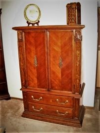 DOUBLE DOOR ARMOIRE