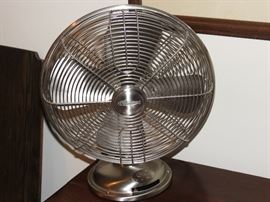 RETRO STYLE FAN.