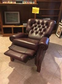 #31	Lazy-boy leather recliner executive w/button back nailhead	 $300.00 
