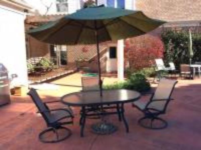 umbrella table and chairs