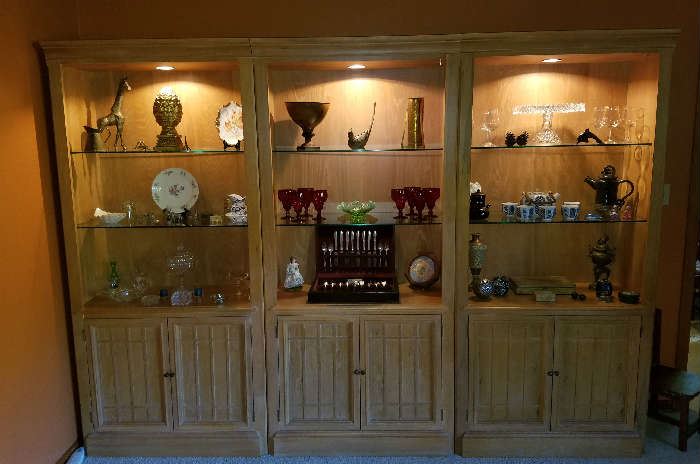 3pc. Lighted Wall Unit with glass shelves 