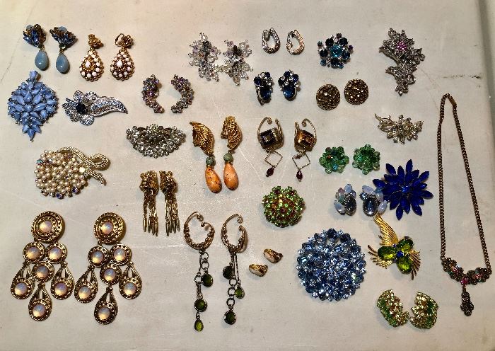 Vintage Rhinestone Jewelry including Weiss.