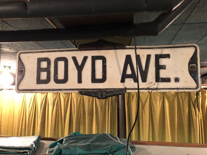 Double Sided Street Sign "Boyd Ave"