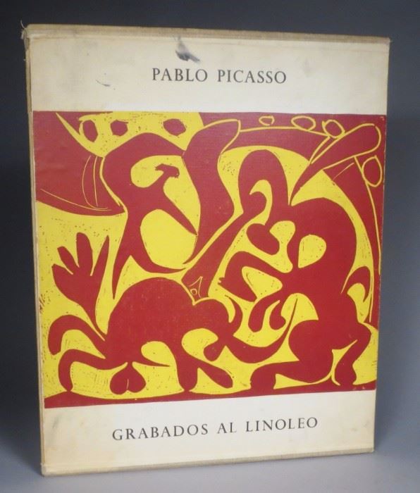 Original Pablo Picasso "GRABADOS AL LINOLEO" book filled with linocuts.......RARE