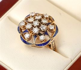 LOTS of diamonds & Gold in this auction !!!