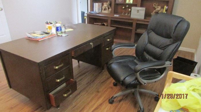 Office desk and chair