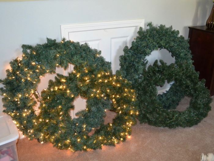 Lighted wreaths