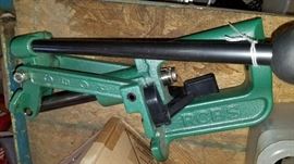 RCBS /Lee Reloading Press