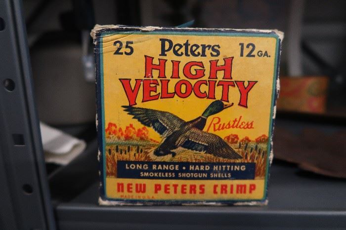 Peter's shotgun shells/box  vintage