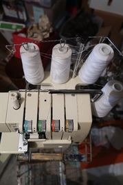 Singer Serger QuantumLock 4