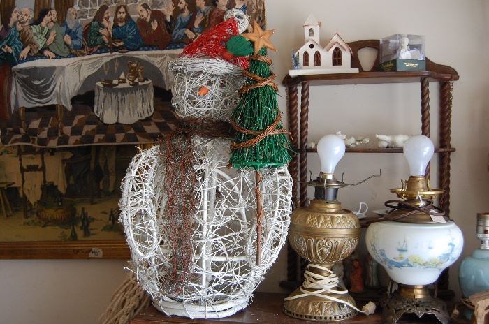 Just think of having to make this? Now you can just buy it and save yourself the trouble....Christmas Wicker Snowman