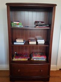 Young American Bookshelf with Drawer 33W15D57.5H