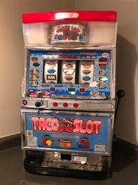 Eleco Taco Quarter Slot Machine in Perfect working Condition...$300