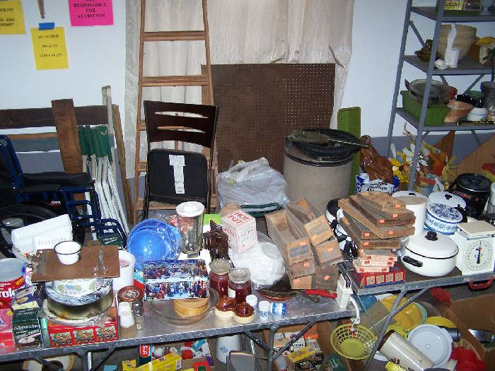 TABLES OF KITCHEN ITEMS, LADDER & MORE
