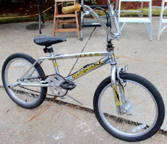 Vintage Diamondback Venom trick bike checked out at Moore's Bike Shop.  Great condition!