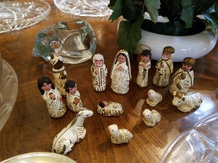 cute little pottery nativity