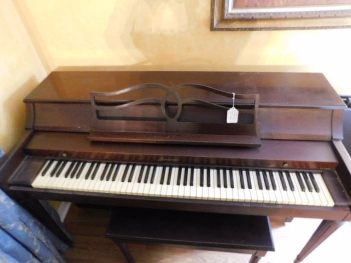 Aerosonic upright Piano