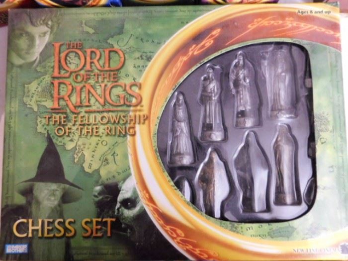 Lord Of The Rings chess set