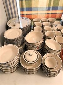 Large set of LENOX Poppies On Blue dinnerware