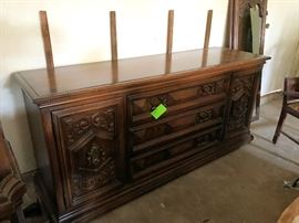 Dresser with 2 mirrors