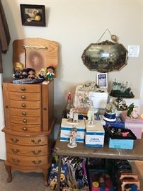 Jewelry box and more collectibles
