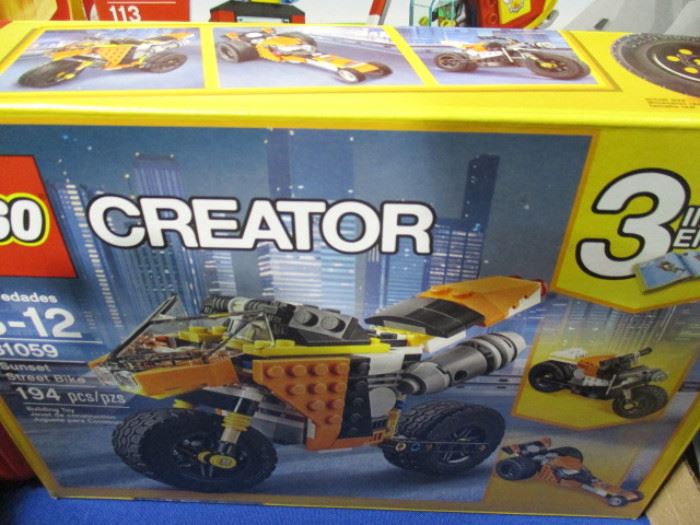 Lego creator building set