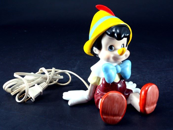 Lot 47: Disney Vintage Pinocchio Schmid Night Light