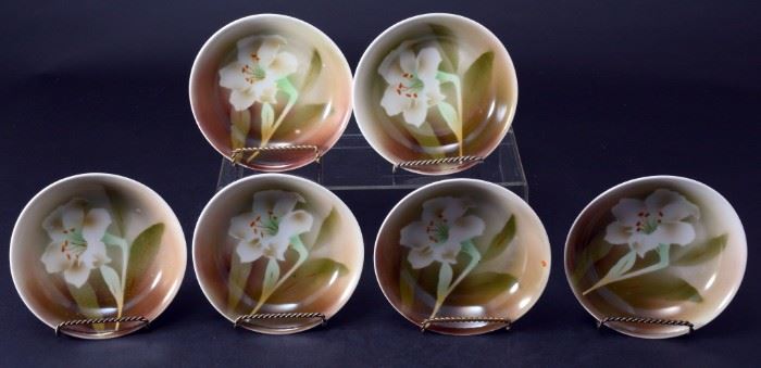 Lot 53: Six C.T. Altwasser Germany Lily Decorated Bowls