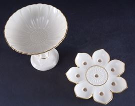 Lot 77: Lenox Charleston Compote & Petal Candleholder 