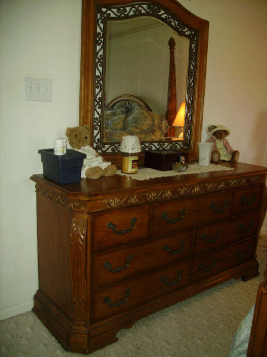 Bedroom set