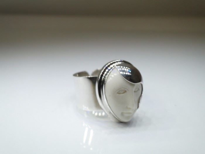 925 Silver Moonface Ring