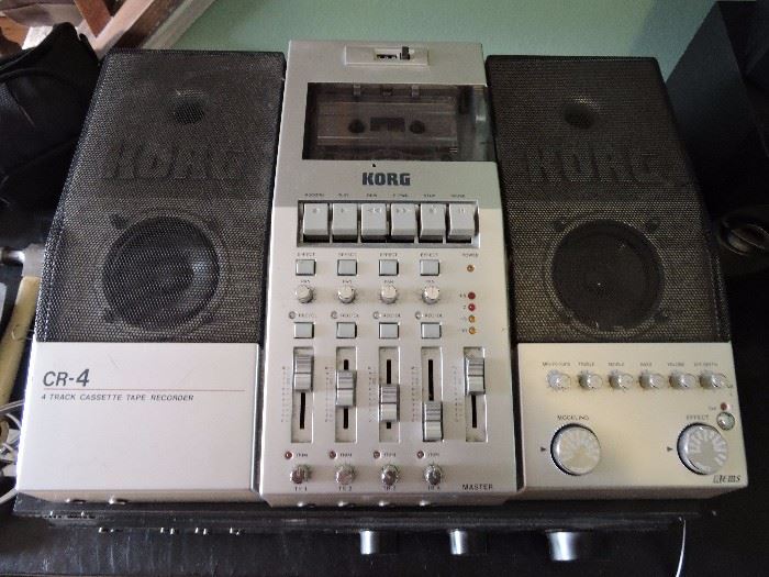 Korg dual cassette recorder CR4