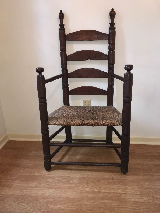 Late 1600s - early 1700s Pilgrim star-back chair