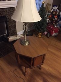End Table with Lamp: Pair