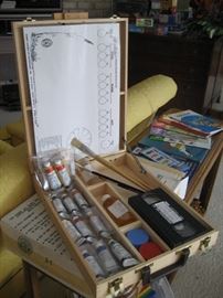 Portable wooden painter's easel (new)