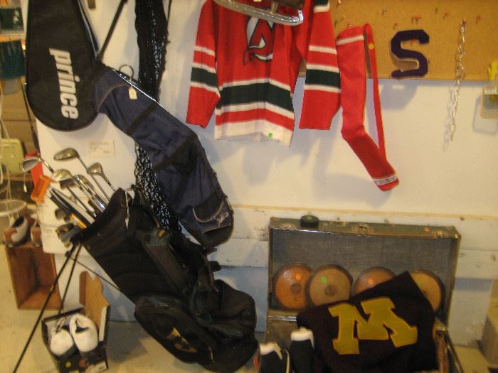 Sports gear (golf clubs, curling discs), U of M Pendleton blanket