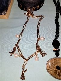 Alcozer & j necklace with pearls