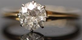 9062 - LADY'S DIAMOND 14KT YELLOW GOLD ENGAGEMENT RING